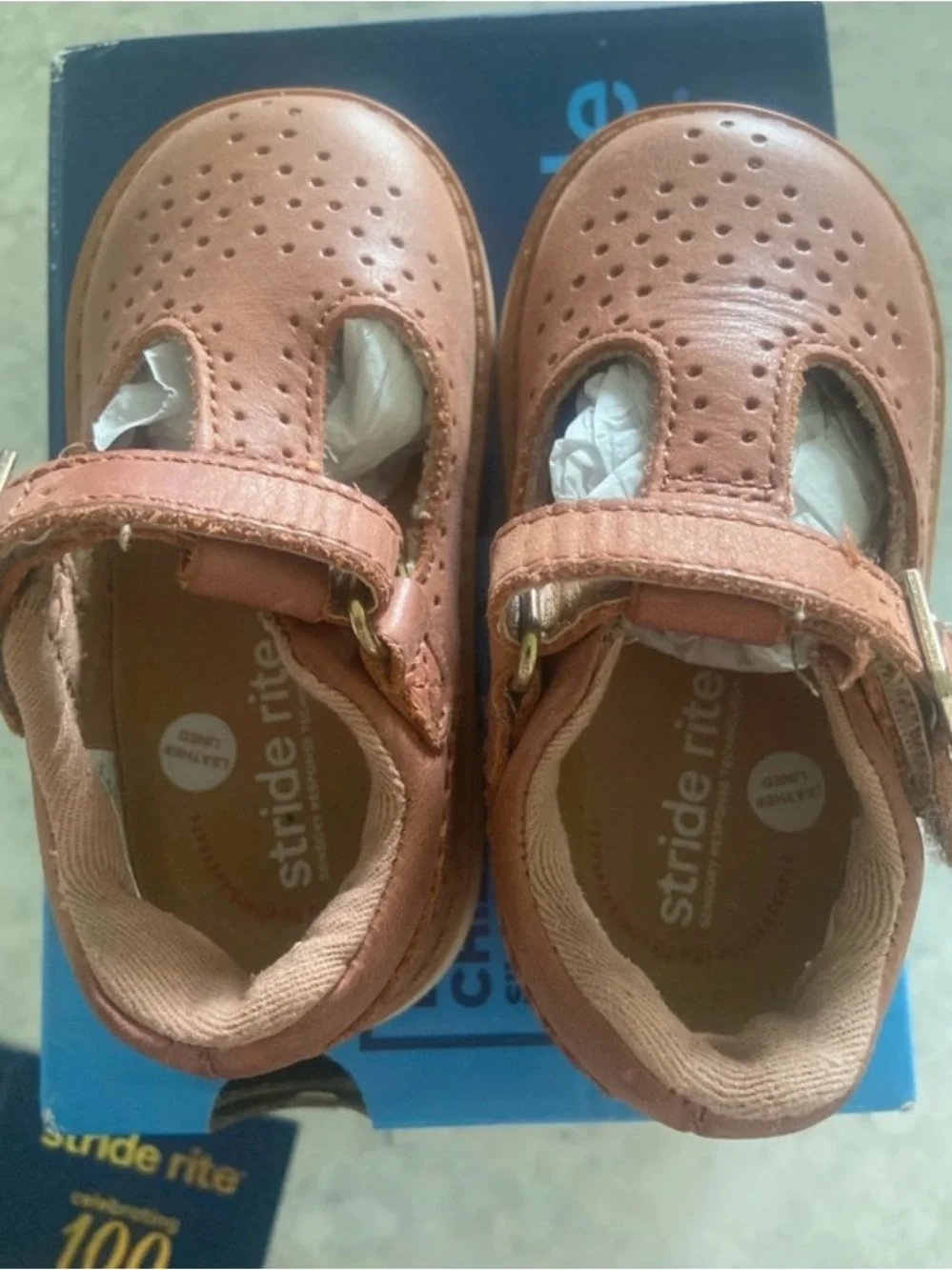 Stride Rite Brown Leather T-Strap Baby Walker Shoes size 4 months girls sierra